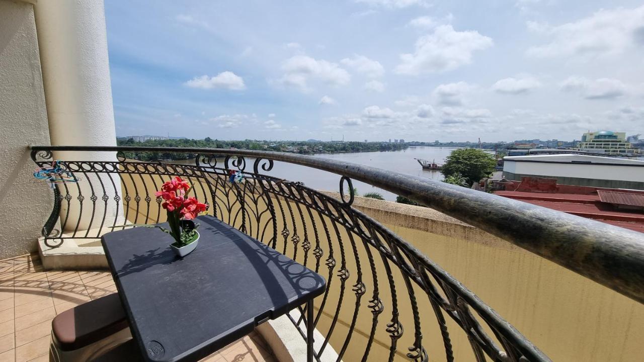 Kenyalang Emerald Riverine Resort Homestay Kuching Dış mekan fotoğraf